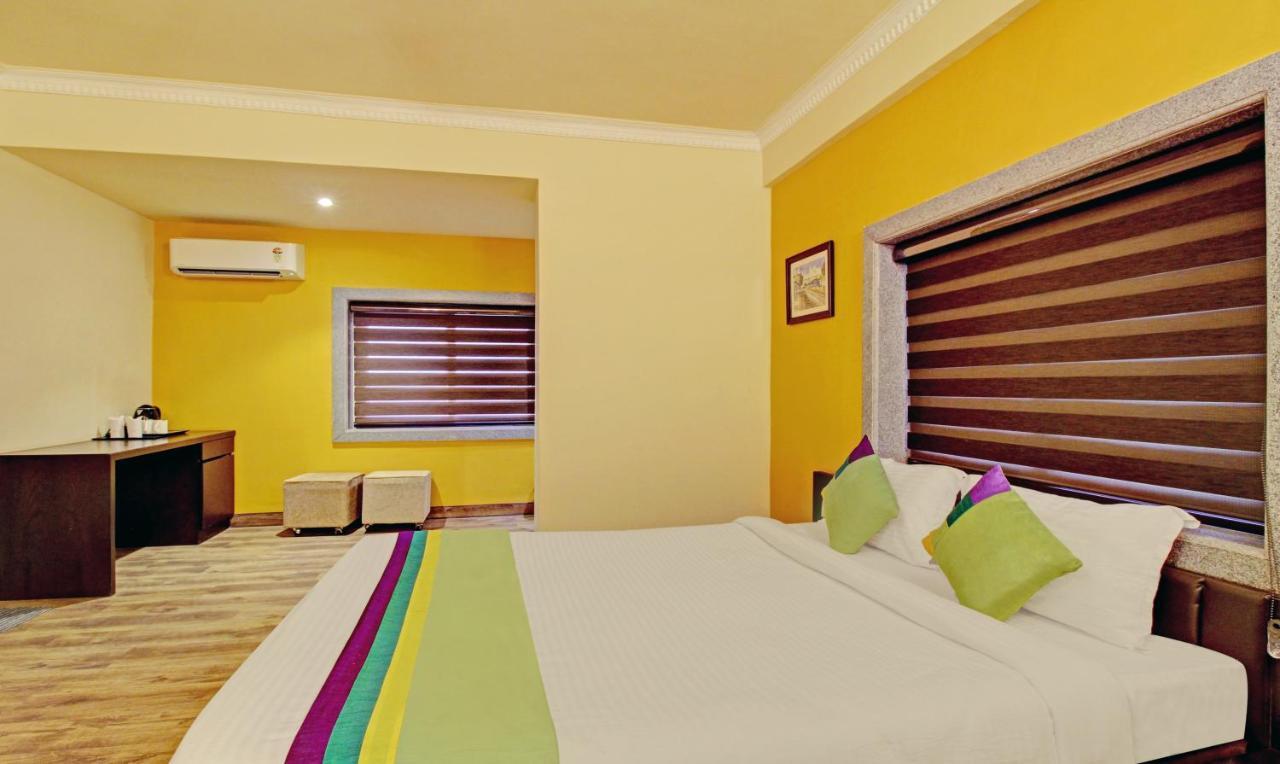 Treebo Asl Prime, Near Ballygunge Railway Station Calcutta Extérieur photo